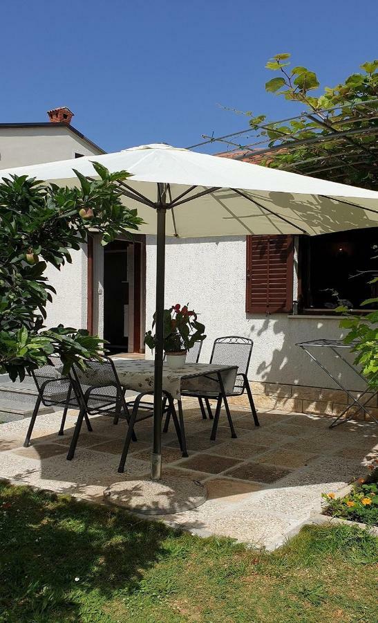 Studio Benassi Porec Esterno foto